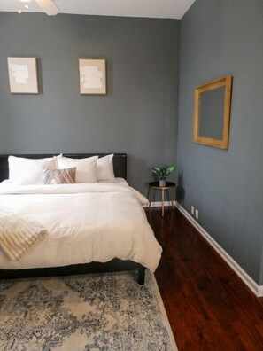 King Bedroom 1