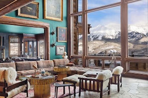 2.01-sundance-lookout-mountain-village-living-room2