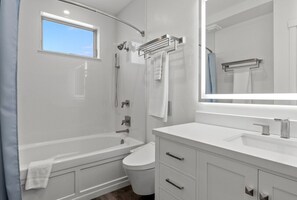 en suite bathroom