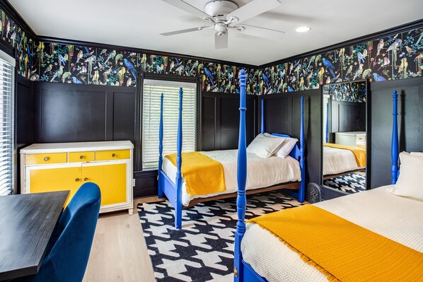 Bed, Bedroom, Furniture, Indoors, Home Decor