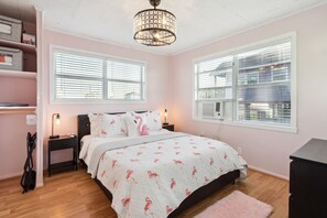 Indoors, Home Decor, Lamp, Bed, Furniture