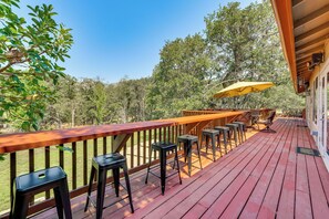 House Exterior | Furnished Deck | Dining Area | Gas Grill