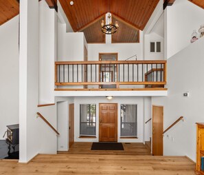 Entry way