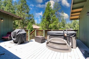 The hot tub is for exclusive use to the guests