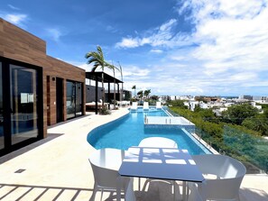 Utomhuspool