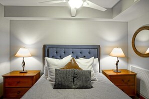 Bedroom with queen bed