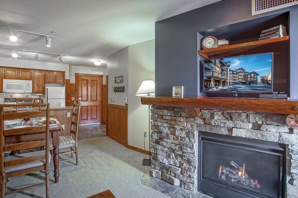 Gas fireplace to get warm and cozy with after a day on the slopes.