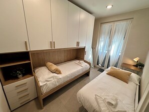 Bedroom (1)