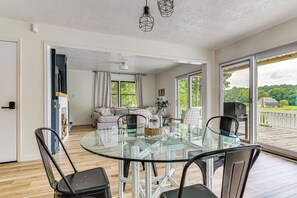 Dining Table | 2-Story Home | Free WiFi | Central A/C & Heating