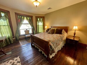 Second Bedroom with Queen Bed