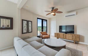4 - Pali Kai Suite living room