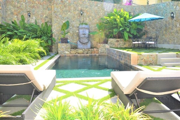 Pool (1)