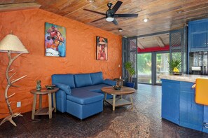 Living Area (2)