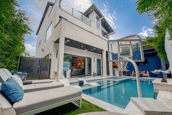 Beautiful outdoor entertainment area complete with pool and elevator access outside