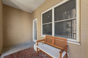 Skyline Vistas from this 21st Floor, 100% Screened Private Balcony!!