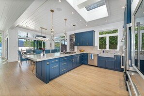 Gourmet Kitchen