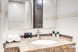 Bain