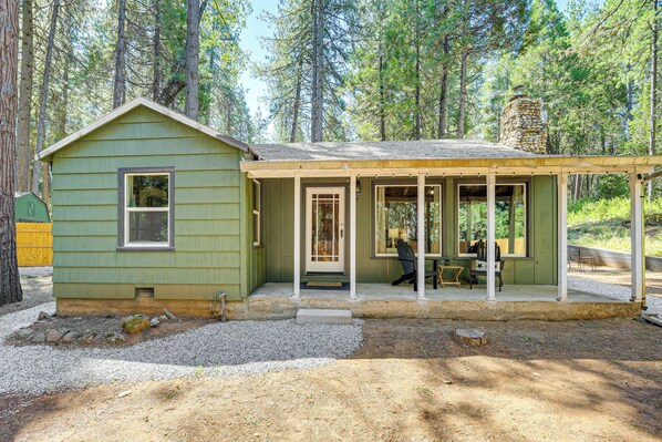 Murphys Vacation Rental | 2BR | 1BA | 1,024 Sq Ft | Steps Required