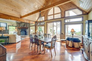 Living Room | Main Level | Gas Fireplace | Central A/C & Heating