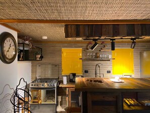 Open kitchen