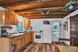 Indoors, Hardwood, Kitchen, Floor, Flooring