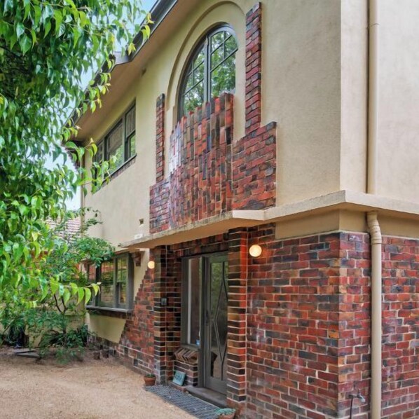 ENTRANCE: A classic, heritage listed, 1930's Art Deco home. Enter, enjoy.