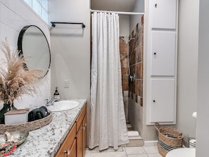 From plush towels to premium Public Goods products, this bathroom is a little slice of luxury.