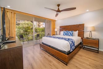 Royal Kahana Maui 202 Ocean View Studio