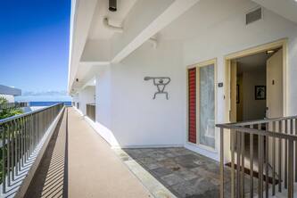Royal Sea Cliff Kona 711 Ocean View 2 Bedroom