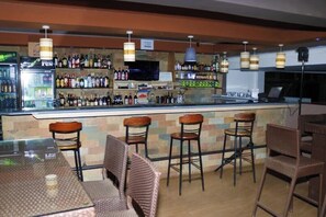 Bar (en la propiedad)