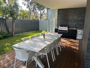 BBQ, Wine Fridge, Outdoor dining - all while looking over the solar heated mineral pool