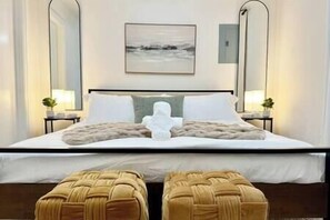 Main Bedroom (1)