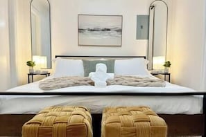 Main Bedroom (1)