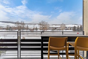 Balcony (2)
