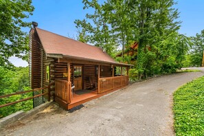 You'll be nestled in the Great Smoky Mountains where you can enjoy seclusion and the beauty of nature.