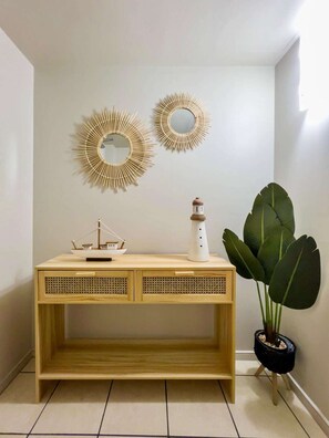 Decor