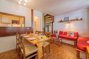 Living and dining room
