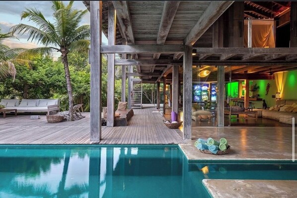 Pool