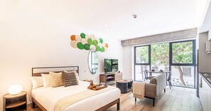 El mobiliario, la decoración y los servicios pueden variar ligeramente.
