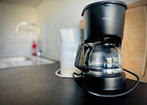 Kaffee und/oder Kaffeemaschine