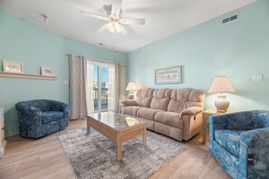 SVC104: Purple Shells Only | Living Area