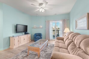 SVC104: Purple Shells Only | Living Area
