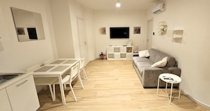 Living room 2