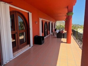 Margarita Suites Large viewing Patio