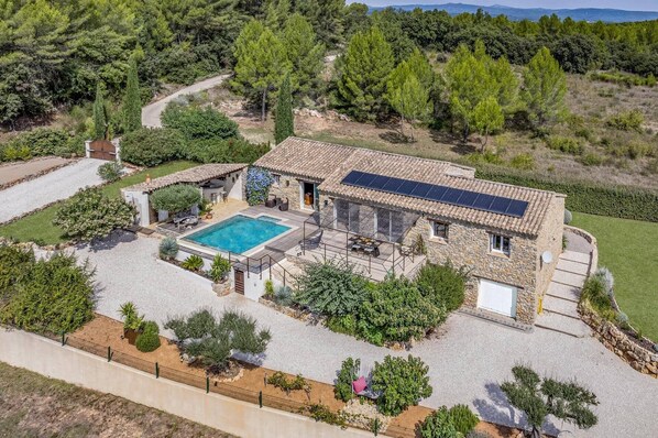 Villa Les Bories image