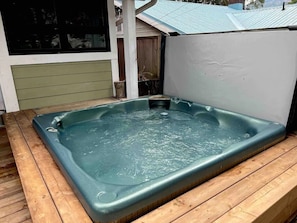 Hot tub