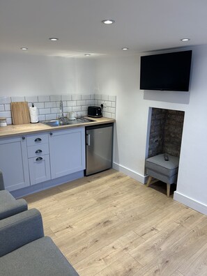 Living Room / Lounge