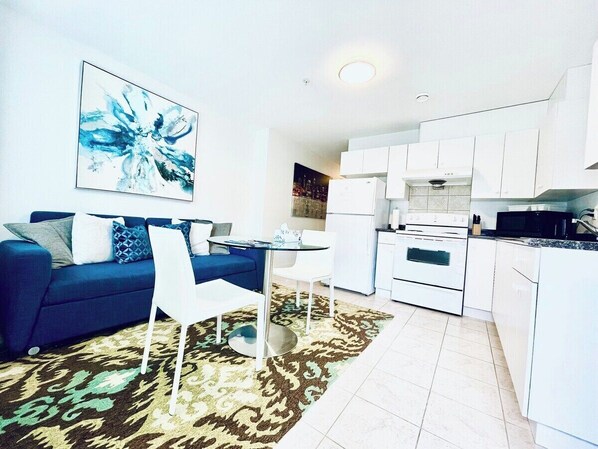 Open sight lines from the kitchen to the living room are ideal for entertaining