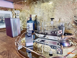 Kitchen One (2)