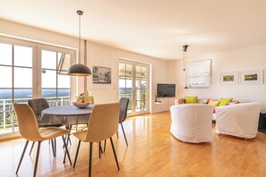 Living and dining room
